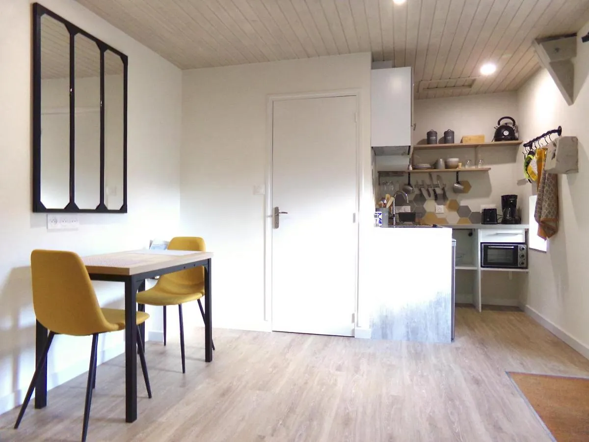 Holiday home Studio Alya, Mini-Gite En Campagne De Lizio